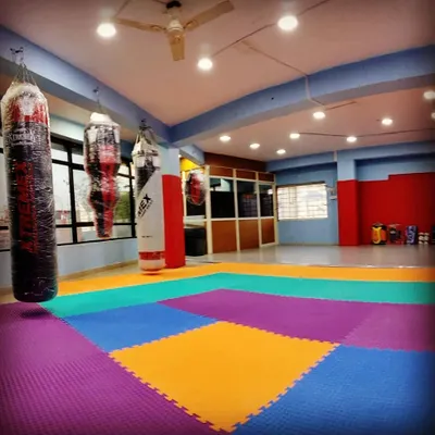 Welcome to our gym. With professional grade mats, multiple heavy bags, and an open layout, our facility is designed for effective group training in boxing, MMA, and fitness.