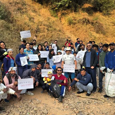 A proud moment for our volunteers after a successful cleanup drive. We gather people of all ages to show that collective action can make our Aravalli trails clean and beautiful again.