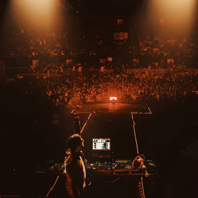 The view from my stage, looking out at a sea of 7,000 people at the Dome. There is no feeling like connecting with a crowd of this magnitude.