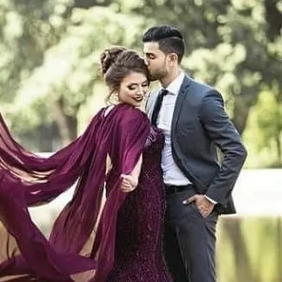 Create your dream pre-wedding photoshoot with our collection of flying gowns. This deep purple gown features a flowing cape that catches the air perfectly, ensuring your photos are nothing short of magical.