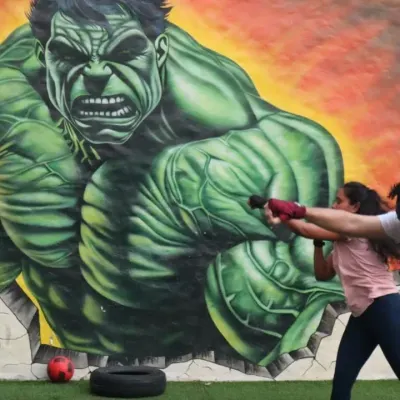 A powerful striking combination drill against the backdrop of the Hulk. We train men and women to develop real power and technique.