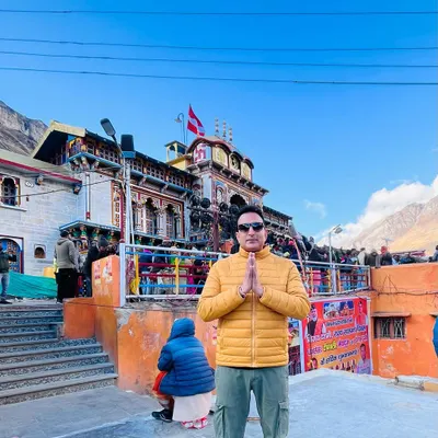 At the holy Badrinath Dham, one of the most sacred pilgrimage sites in our country. It was a blessing to be in the presence of Baba Badrinath and feel the divine energy of this place.