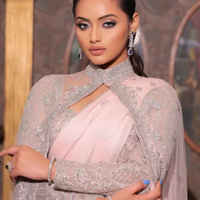 A vision of elegance in a modern saree look. I paired bold, defined eyes with mesmerizing lips for a perfect combination of classic and contemporary.