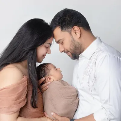 A new baby is the beginning of all things wonder and hope. This tender moment between new parents and their newborn is what I love to capture.