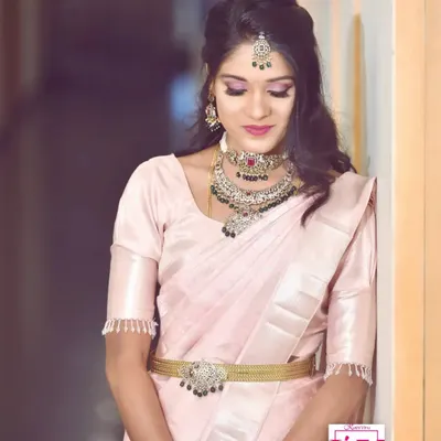 This is a perfect example of my non-bridal makeup service. I gave this lovely client a soft, glowing look for her event, focusing on elegant eye makeup and a matching lip color that complemented her beautiful pink saree.