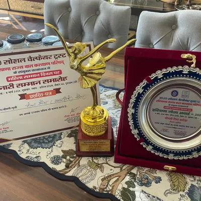 We are grateful to the MLSD Social Welfare Trust for honoring us with the 'Nari Samman' award. This recognition motivates us to continue our work in the field of art and culture.