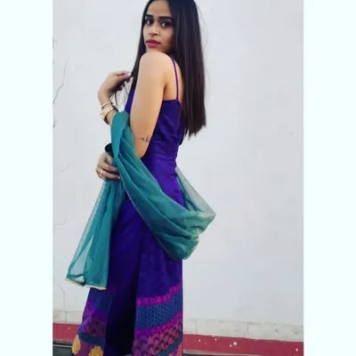 Upcycling isn't just for grand occasions. I transformed an old saree into this chic and comfortable spaghetti kurti and pencil pants set, perfect for casual outings. The original border adds a pop of color at the bottom.