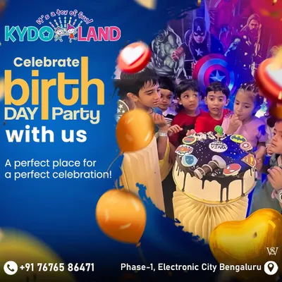 This is the moment that matters most: when everyone gathers around to celebrate. I can create a beautiful setup for your child's cake-cutting ceremony, complete with themed decorations like this Avengers birthday party backdrop.