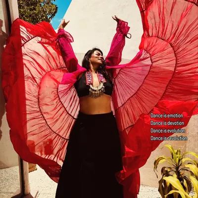 Let's dance our own light and fly high! A special post for International Dance Day, because dance is what makes us feel alive and beautiful.