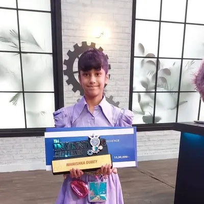 We are incredibly proud of our student Manishka Dubey, who won a prize of INR 10 Lakhs on the Inventor Challenge TV show. Her journey with us started at age five, and her success with her safety band prototype shows the power of early tech education.