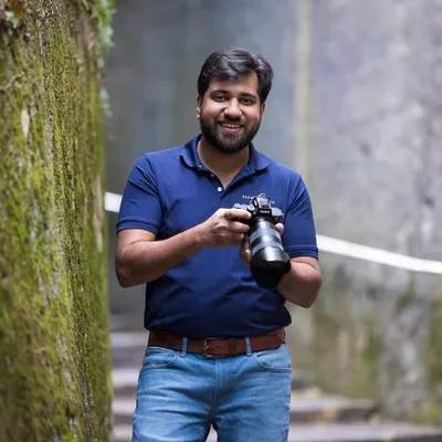 Hello, I'm Rohit. I'm the person behind the camera, and I feel so lucky to call this my job. My passion is capturing the love between families and their pets.