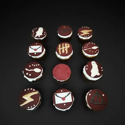 For the Potterheads. I had so much fun creating these Harry Potter themed cupcakes, complete with the Golden Snitch, the Deathly Hallows symbol, and even a Hogwarts acceptance letter. These are perfect for a magical birthday party.