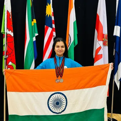 A proud moment for our club and for India. Our fencer Tashiya Singh with her silver and bronze medals at the 2024 Cadet and Junior Commonwealth Fencing Championships in New Zealand.