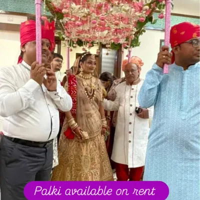This is the moment every bride dreams of. I love providing this beautiful pink and white floral chadar, complete with hanging crystals, to make your walk down the aisle feel as magical as it looks.