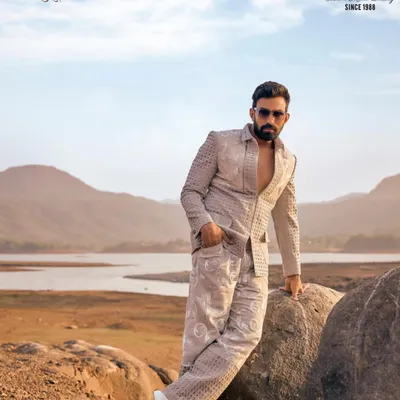 The signature look of our Sukoon collection. This textured co-ord set, crafted from luxurious linen, is designed for those who want to make a statement with quiet confidence and effortless grace.