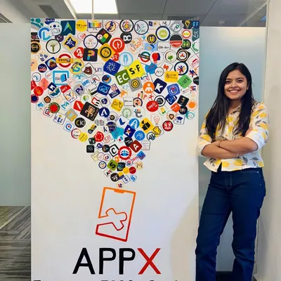 Presenting the final 6x4 ft hand-painted canvas for AppX! This project was a huge undertaking, featuring nearly 200 logos of their creator partners, and I'm thrilled with how it turned out.