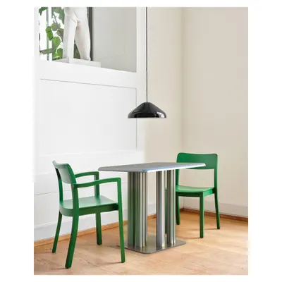 This is the XOXOX table, a piece of furniture I designed to be timeless and playful. Built from aluminum with a sturdy construction, it balances an industrial strength with an elegant and personable aesthetic for dining and socializing.