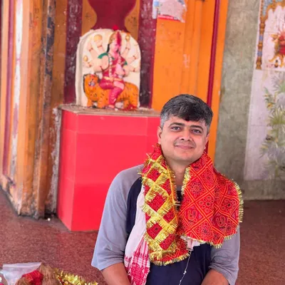 Seated in prayer at the Maa Lalita Devi Shaktipeeth in Naimisharanya. The energy of such sacred places is powerful and eternal, and it is this divine blessing that I bring to my work and share with my clients.