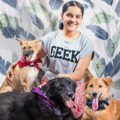 I had the pleasure of photographing choreographer Aakanksha with her three wonderful rescued dogs: Oreo, Cookie, and Molly. It was a beautiful session celebrating her amazing indie pack.
