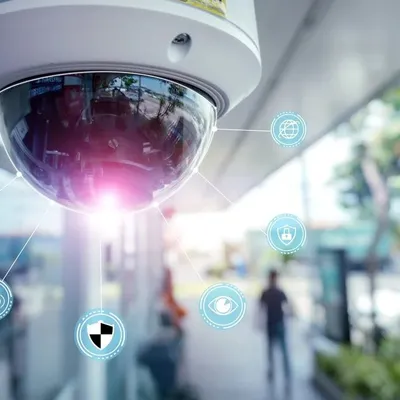 We leverage the power of artificial intelligence in our surveillance systems. This dome camera is equipped with AI analytics that can differentiate between genuine threats and false alarms, providing smarter and more accurate security alerts.