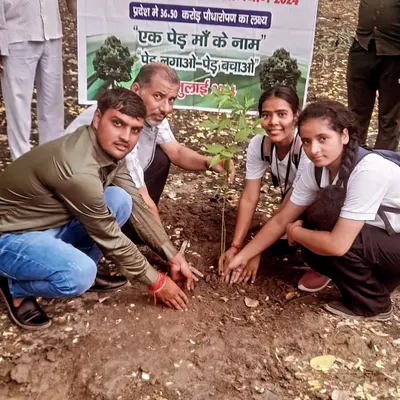 Here I am with fellow volunteers during a "Ped Lagao, Paryavaran Bachao" (Plant Trees, Save the Environment) campaign. This is the real work that inspires my business every day.