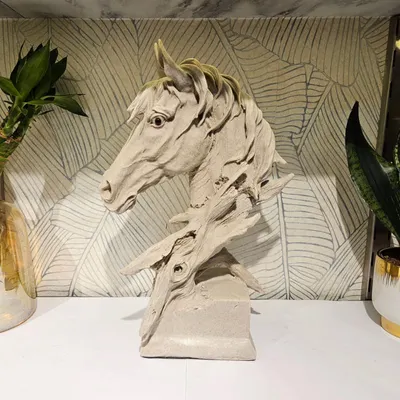 For a more sophisticated gift, I offer premium resin showpieces like this stunning horse bust with a stone finish. It adds a touch of elegance to any home and shows the quality I bring to my decor collection.