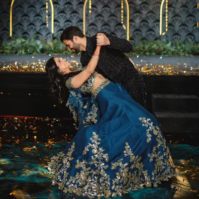 A magical dip to seal the moment. We focus on creating these beautiful, photogenic highlights within our couple choreography that you'll cherish forever.