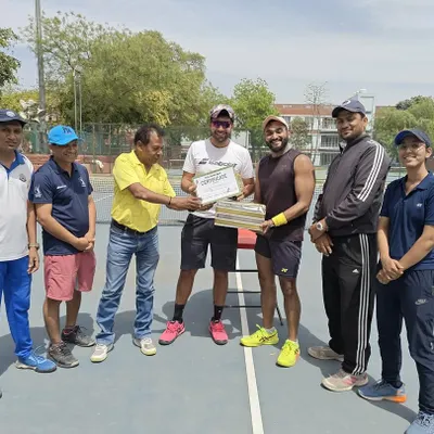 The awards ceremony at the Ad In Tennis Open held at Modern School, Barakhamba Road. We congratulate all the adult players who participated and made the event a huge success.