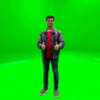 Behind the scenes at the Byju's studio, getting ready to go live. We were super excited to partner with them for a masterclass on how to design and build your own robot.