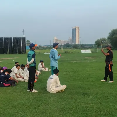 We organized a special 30-minute group discussion session for our players. These sessions are great for building confidence, communication skills, and tactical understanding of the game.