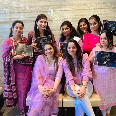 Celebrating the graduation of another talented batch of artists from our Magic Masterclass. Each student is now equipped with advanced skills and an official certificate.