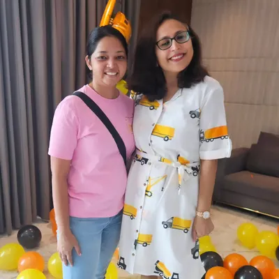 Meeting my clients is one of the best parts of my job. Here I am with the inspiring Radhika Gupta after delivering her son's birthday cake. Moments like these make all the hard work worthwhile.