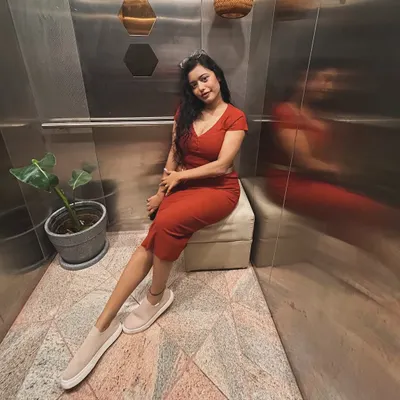 **I've always seemed confident, but in my 20s, I lost my self-worth due to toxic relationships and anxiety.** I hit rock bottom and promised myself I would bounce back. It took a year of dedicated self-love work to build a confidence that was stronger than ever. My journey taught me that anyone can build unshakable confidence, and now I help others do the same.