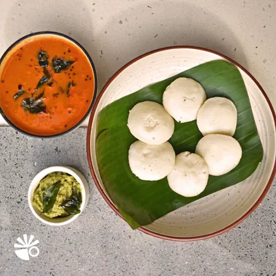 Soft, fluffy button idlis served with a flavorful sambar and fresh coconut chutney. This classic South Indian breakfast is light, healthy, and the perfect way to kickstart your morning.