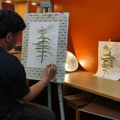 Here is a student in our foundation course practicing live object painting. We believe in training the eye to see before training the hand to paint, a crucial step in building strong artistic skills.