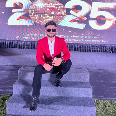 Mic in hand, ready to ring in the new year at a major 2025 celebration. I thrive in high-energy settings, keeping the party moving and the guests entertained all night long.