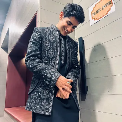 Influencer Ahsan Vazir looking cool and festive in our black Indo-western set. The heavily embroidered jacket over a simple black kurta is perfect for Diwali or a sangeet night.