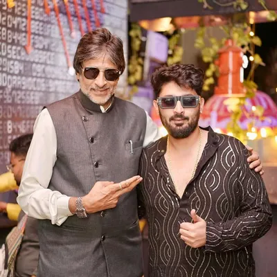 Rishte mein toh yeh tumhare... well, you know the rest. Had a blast at the 'Band Baaja Blunder' fake wedding event, even got to pose with a legend. It's all about having fun and creating a filmy vibe.