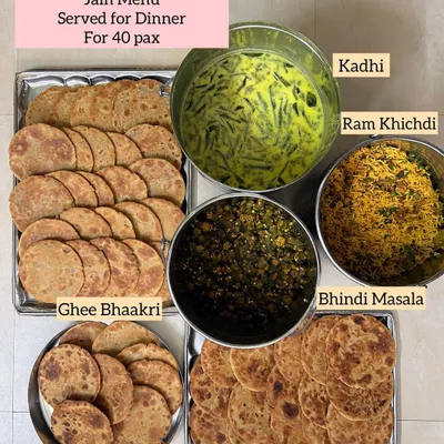 A simple and comforting Jain dinner menu I prepared for 40 people. The meal included Ghee Bhaakri, Bhindi Masala, Ram Khichdi, and Kadhi, all made with love and pure ingredients.