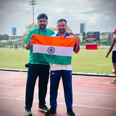 Celebrating Independence Day with my team on the track. Jai Ho.