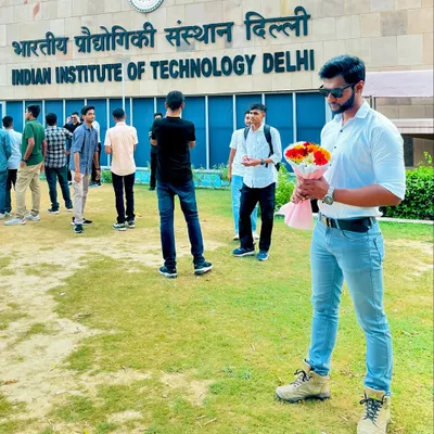 It was an honor to be invited as a judge for an art competition at IIT Delhi's annual fest.