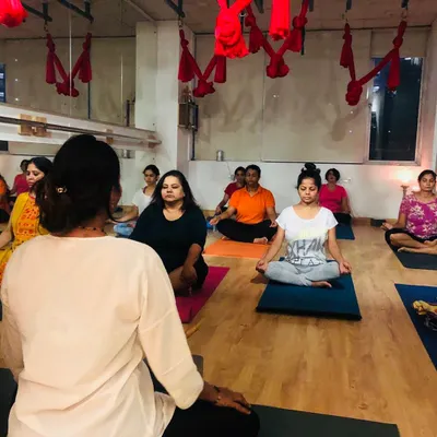 A beautiful moment from a group meditation session held in my studio. There is a special energy when we come together to practice mindfulness and turn our attention inward. My classes provide a safe and serene space for you to connect with yourself and a supportive community.