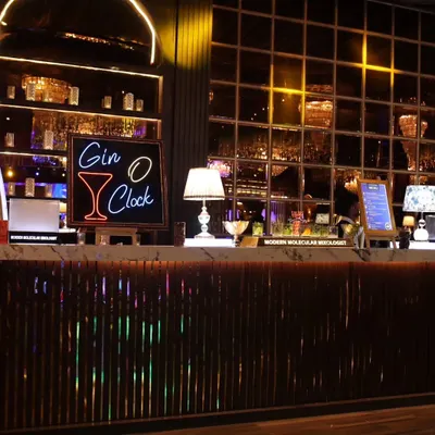 Set the mood with a custom neon sign. This 'Gin O' Clock' sign added a fun, playful touch to a sophisticated, modern bar setup at a private party in Kapasera.