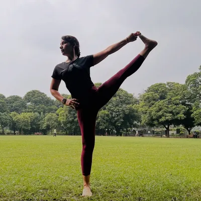 Utthita Hasta Padangusthasana, or Extended Hand-To-Big-Toe Pose, is a powerful expression of balance and focus. Practiced outdoors, it deepens our connection to the earth, reminding us that as our vision is, so our world becomes.