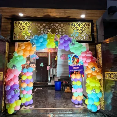 Make a grand statement with a themed entrance arch for your child's birthday party. This colorful Cocomelon balloon arch creates an exciting welcome for guests as they arrive at the celebration.
