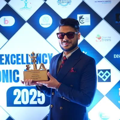I am incredibly proud to have been named "Best Mentalist of the Year" at the Excellence Iconic Awards.