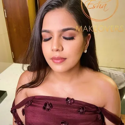 A soft and subtle makeup look for a baby shower. I used matte brown eyeshadow and a nude pink lip to create a natural, glowing look for the mom-to-be, perfect for her off-shoulder dress.