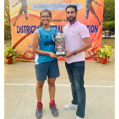 Celebrating our student Sonali Kumari, who secured a Silver Medal at the 21st Youth UP State Basketball Championship. Her hard work and dedication are an inspiration to us all.