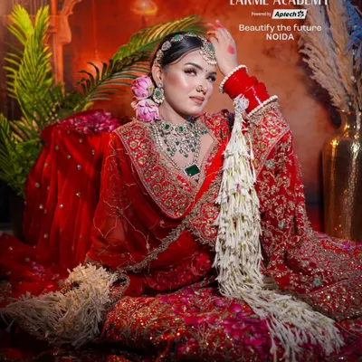A classic red bridal lehenga paired with flawless HD makeup. We teach you how to create this radiant look, focusing on skin finish and eye definition that looks stunning both in person and on camera.