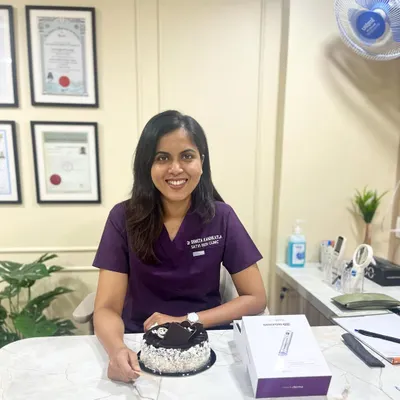 I am happy to introduce the Sesderma Nanopore Pen at my clinic. Investing in the latest technology like this microneedling device allows me to offer more effective and innovative treatments for skin rejuvenation and scar revision.
